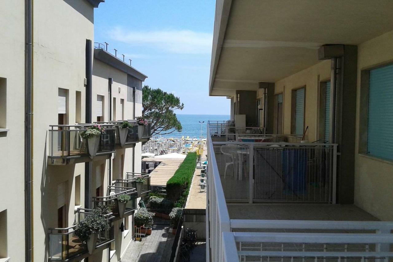 Appartamento Centromare Solo Famiglie Lido di Jesolo Exterior foto